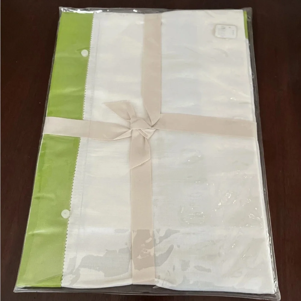 NWT Williams Sonoma Spring Solid Border Table Runner Linen (62%) & Cotton (38%)
